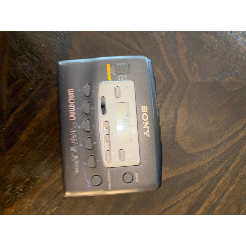 Sony Walkman Cassette Player WM-FX405 Gray Good Auto Reverse Mega Bass AM/FM